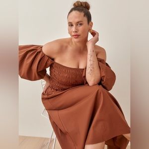 Reformation Organic cotton smocked details puffed sleeve in brown Midi dress